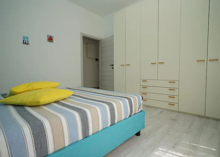 公寓 Il Faro Del Golfo - Mytouristhome 斯培西亚